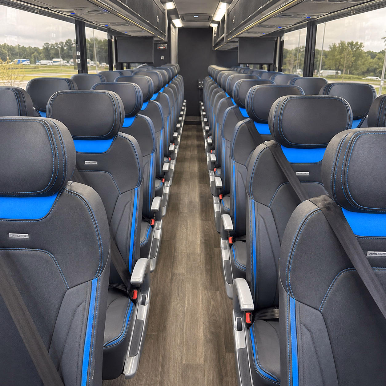 choosing the right employee shuttle bus for your st george workforce