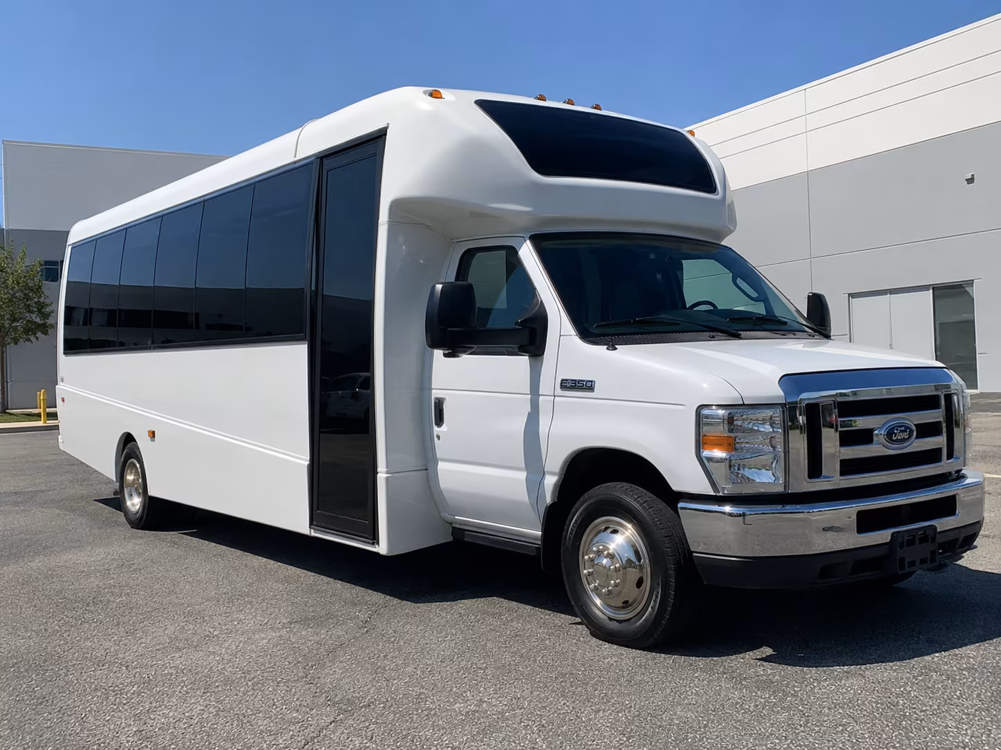 explore the hurricane valley wine scene with a wine tour bus