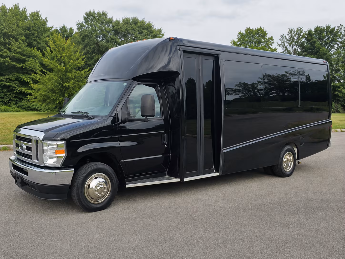 las vegas keep your group together with las vegas long distance charter bus rentals