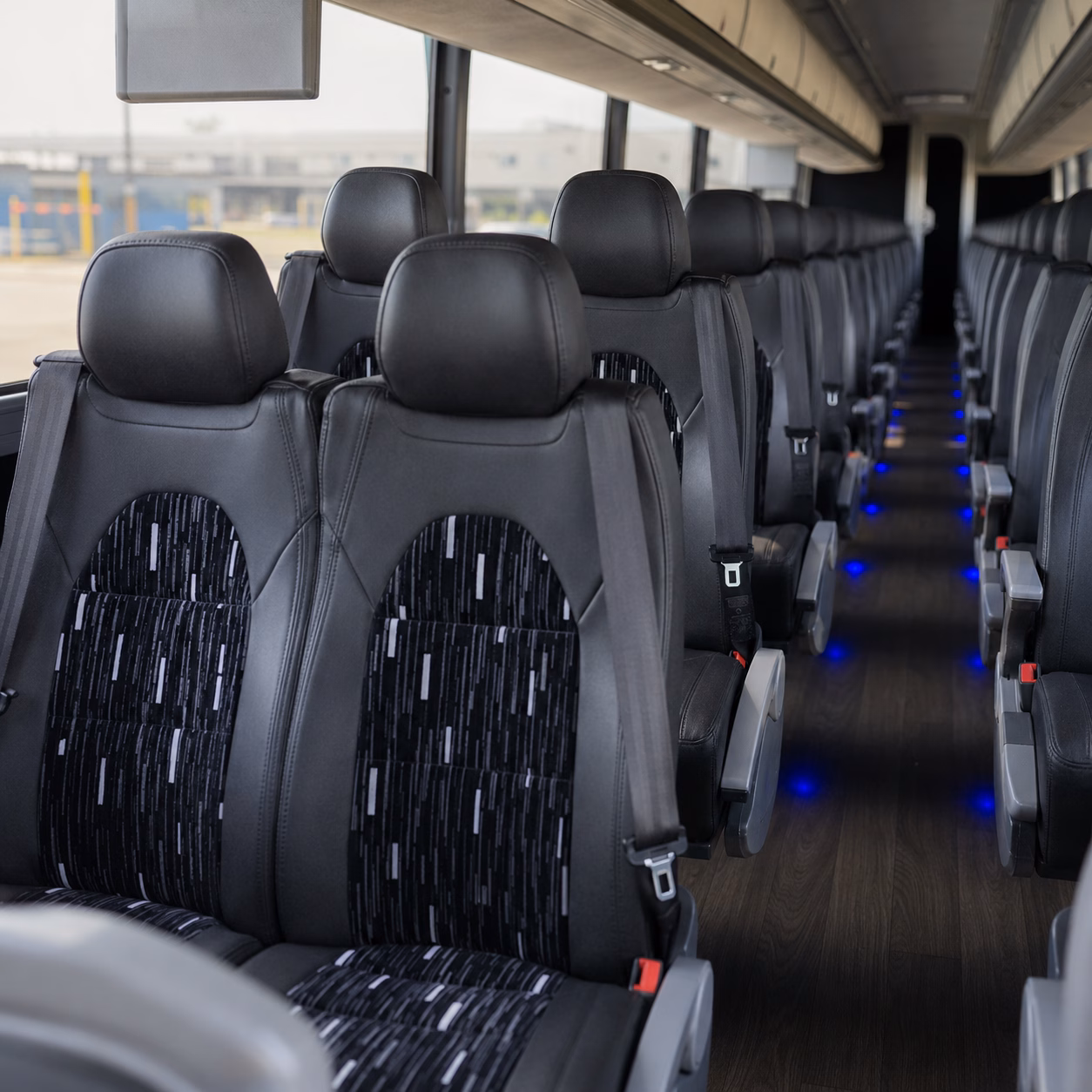 orem comfortable charter buses for government military personnel