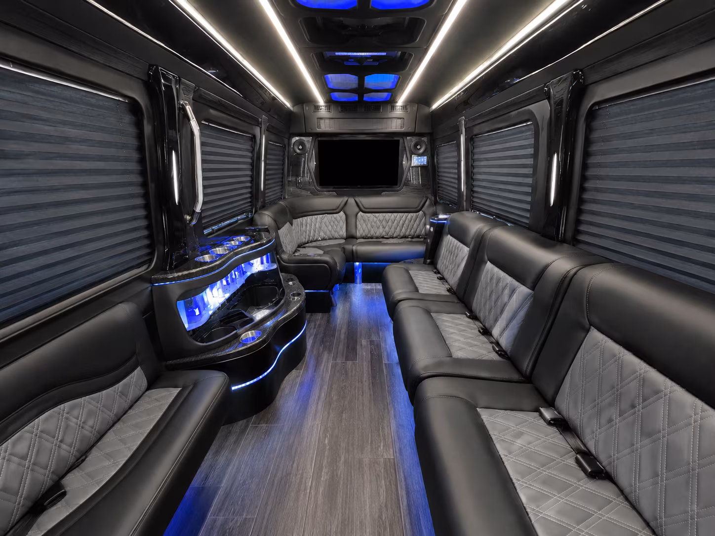 st george 40 passenger party bus